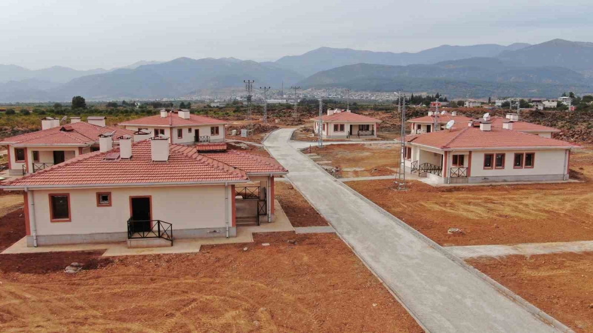 Sınırın sıfır noktasında inşa edilen köy evleri takdir topladı

