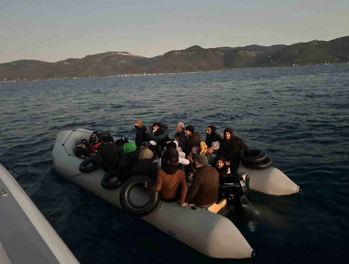 Ayvacık açıklarında 116 kaçak göçmen yakalandı
